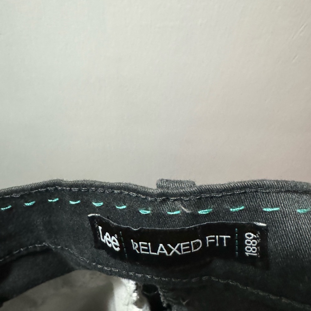 Lee relaxed for women’s slacks.